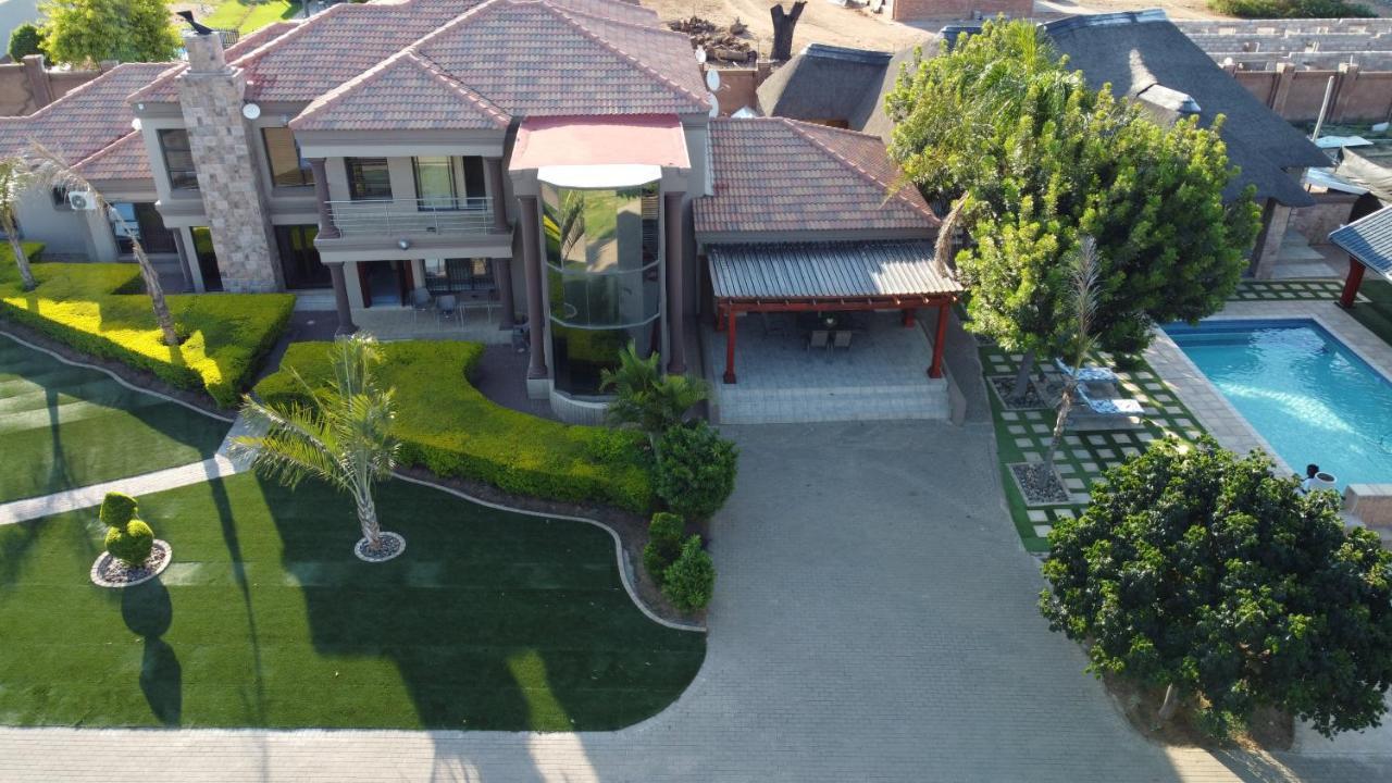 Honolulu Lifestyle Guest Lodge Burgersfort Exterior foto